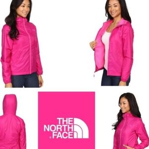 The North Face Pitaya 2 Fuschia Hooded Jacket.  Wind Resistant.  Large